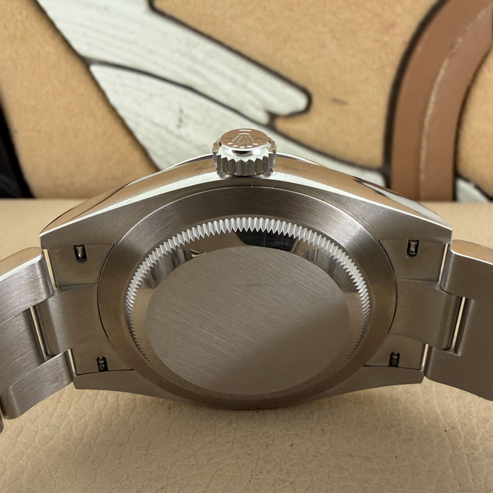 Rolex Oyster Perpetual 41 Green 134300 8