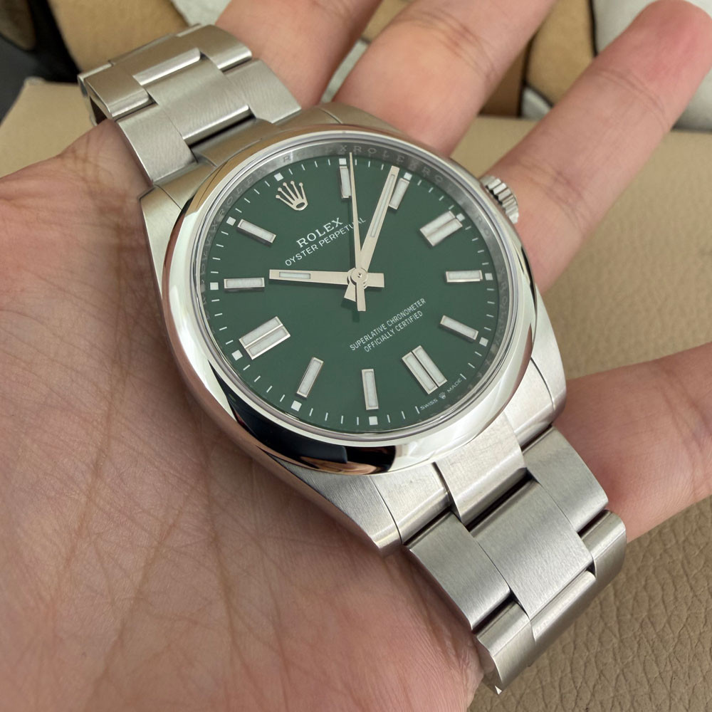 Rolex Oyster Perpetual 41 Green 134300 10