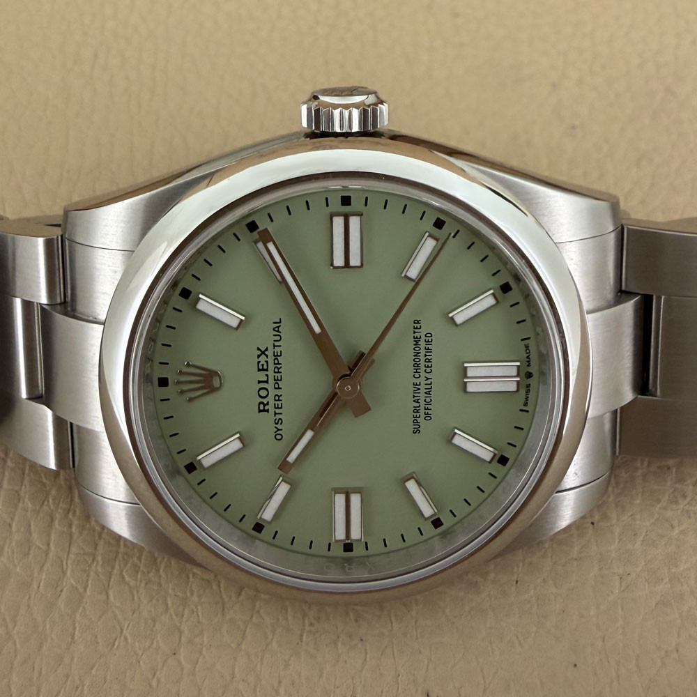 Rolex Oyster Perpetual 41 Pistachio 134300 15