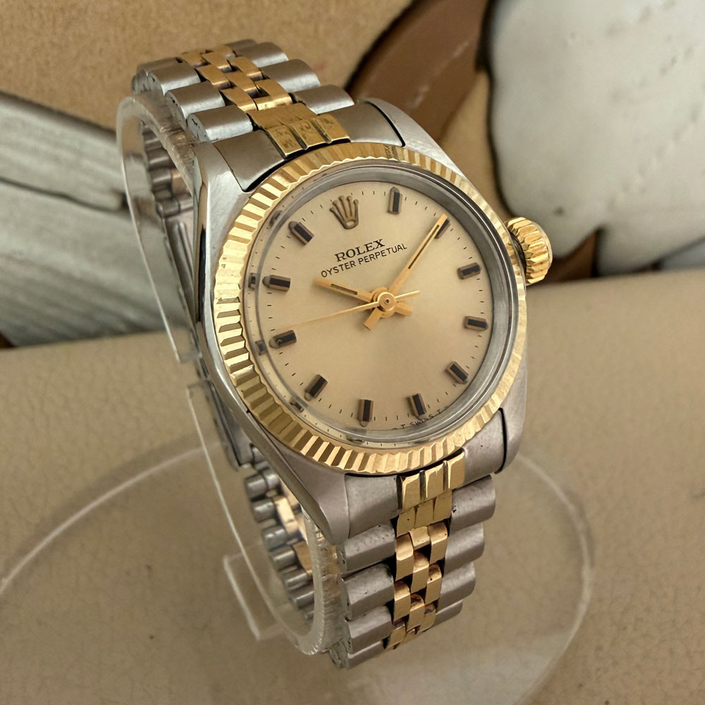 Rolex Oyster Perpetual Lady 6619 2