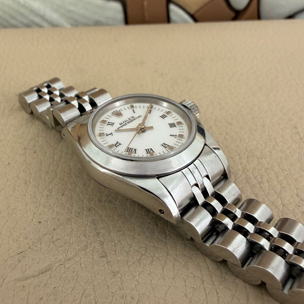 Rolex Oyster Perpetual Lady 67180 12