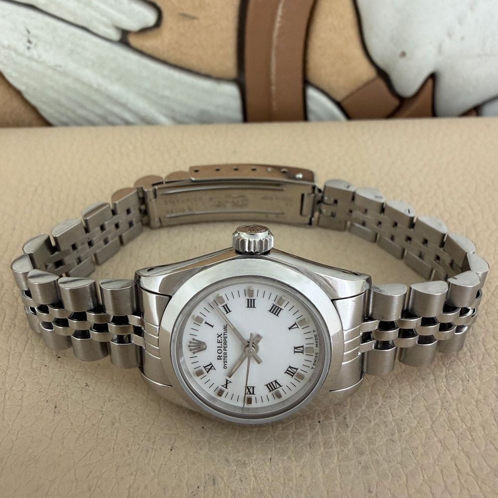 Rolex Oyster Perpetual Lady 67180 6