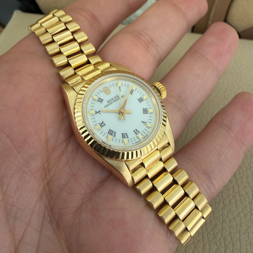Rolex Oyster Perpetual Lady 67198 10
