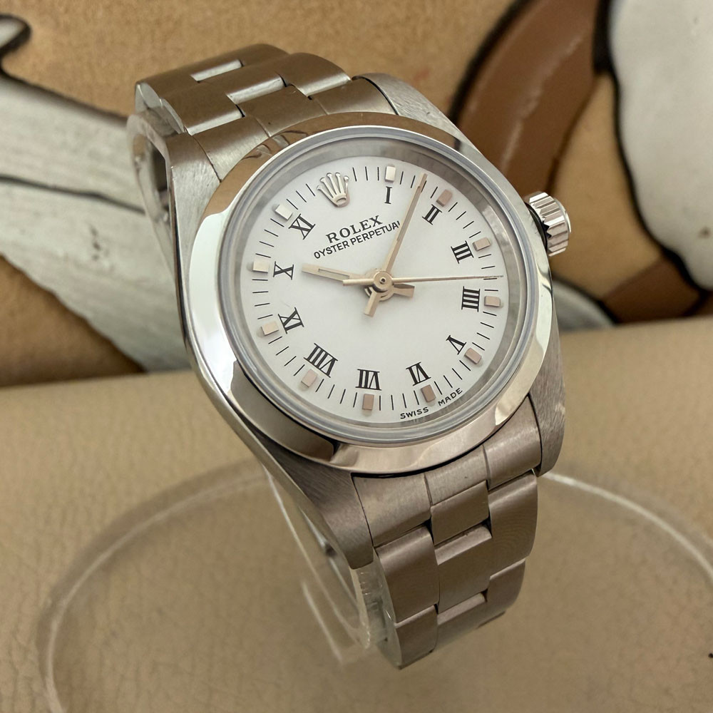 Rolex Oyster Perpetual Lady 76080 4