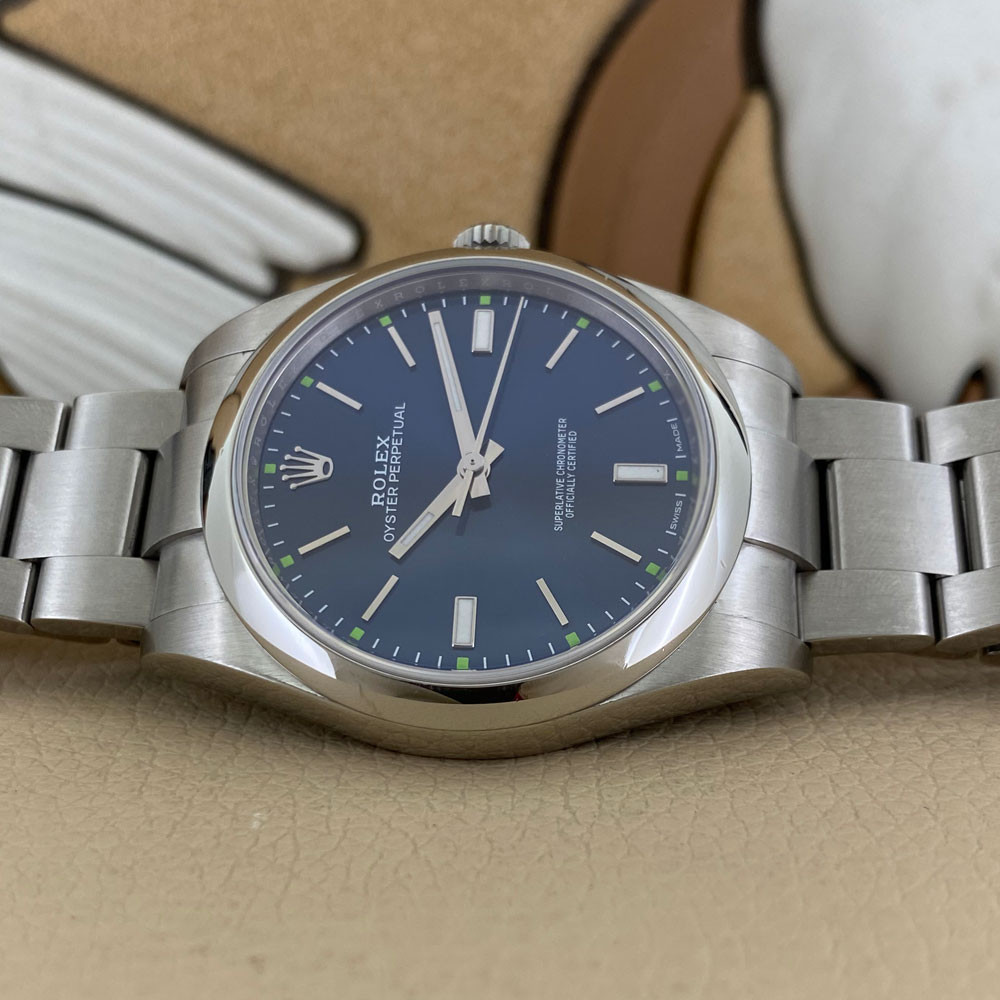 Rolex Oyster Perpetual Blue 114300 15