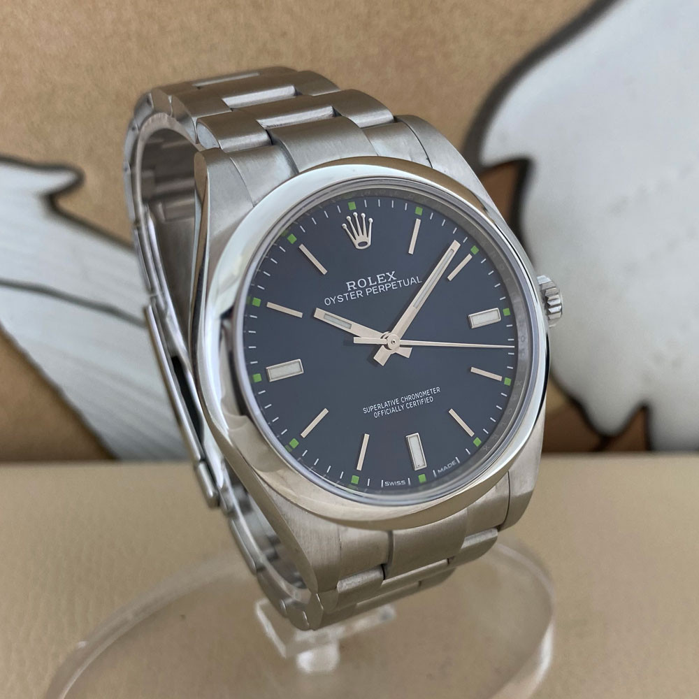 Rolex Oyster Perpetual Blue 114300 3