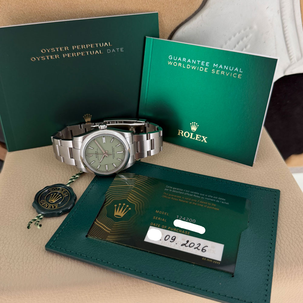 Rolex Oyster Perpetual Pistachio 124200 1