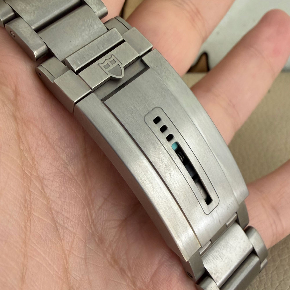 Tudor Pelagos Ultra 2543C1A7NU 9