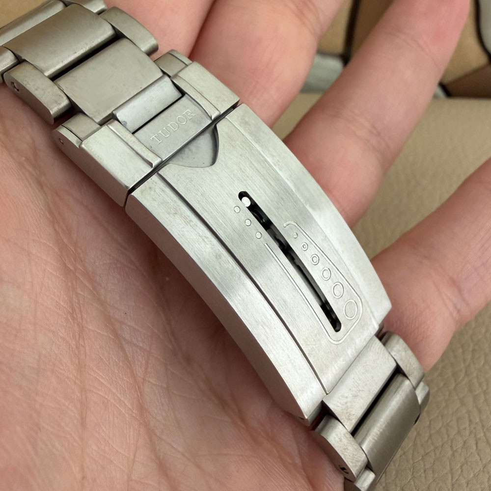 Tudor Pelagos 25600TN 9