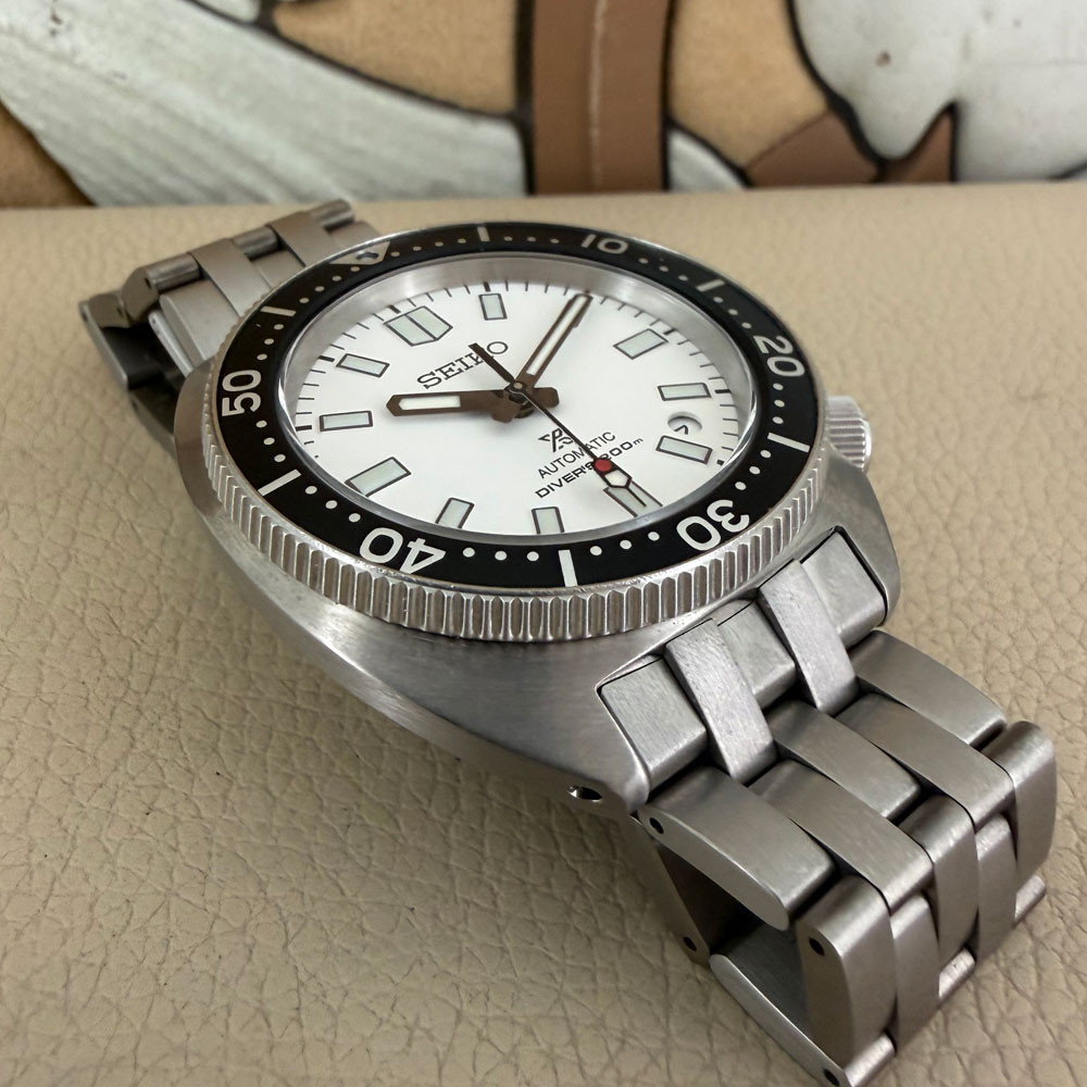 Seiko Prospex Divers 200 6R35-01Z0 12