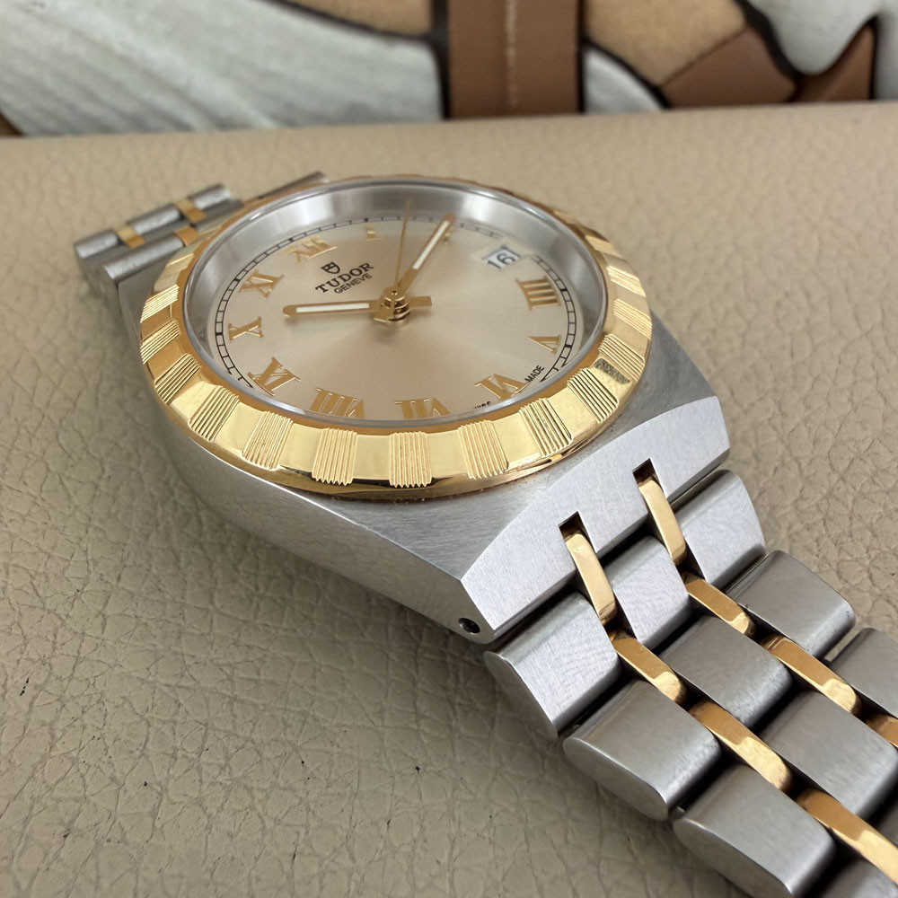 Tudor Royal 28403 12