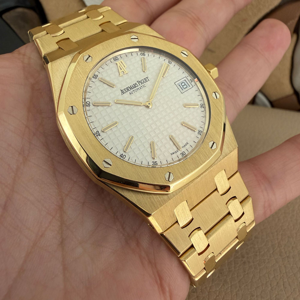Audemars Piguet Royal Oak Jumbo 15202BA.OO.0944BA.01 10