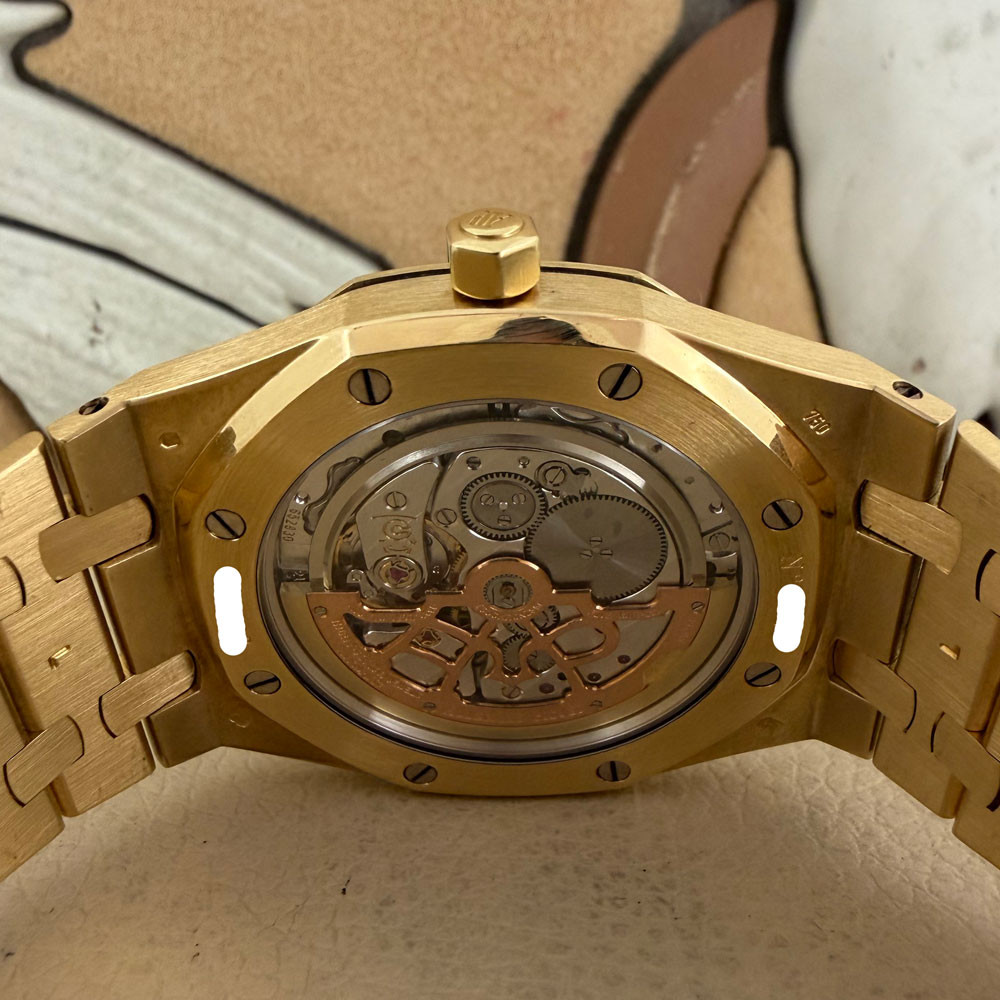Audemars Piguet Royal Oak Jumbo 15202BA.OO.0944BA.01 8
