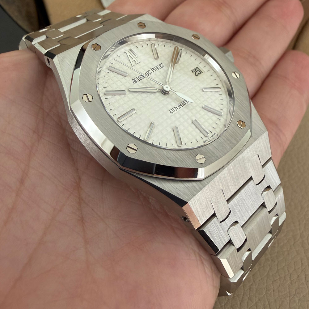 Audemars Piguet Royal Oak 15300ST.OO.1220ST.01 10