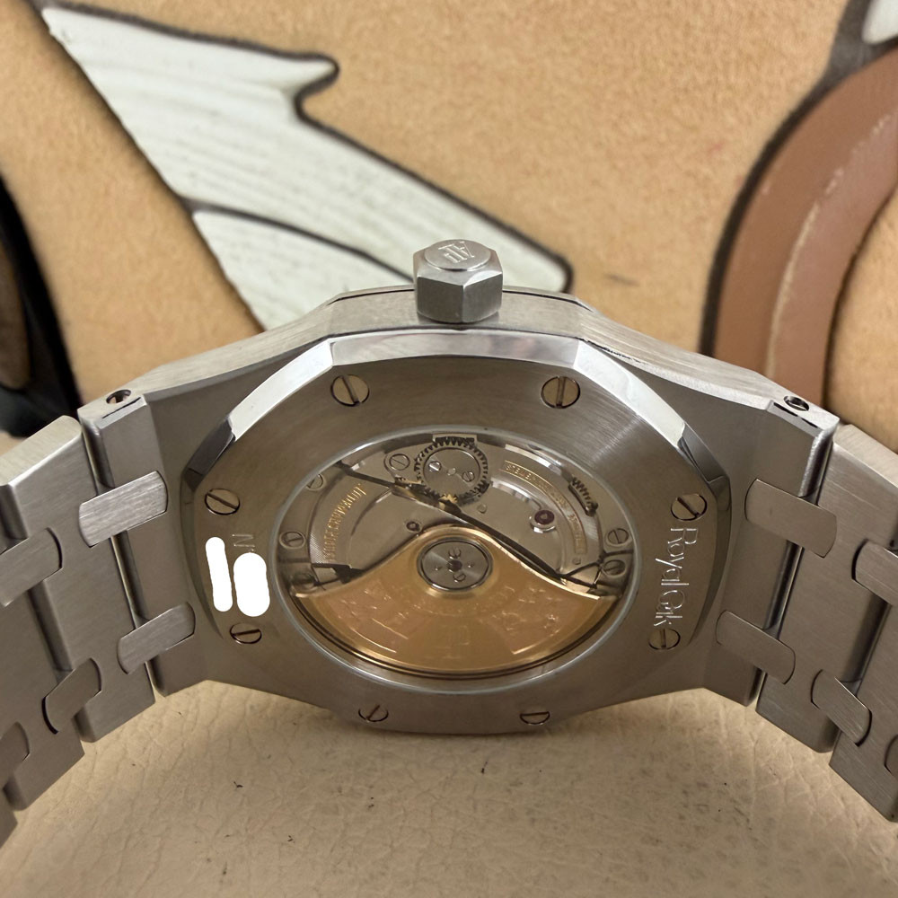 Audemars Piguet Royal Oak 15300ST.OO.1220ST.01 8