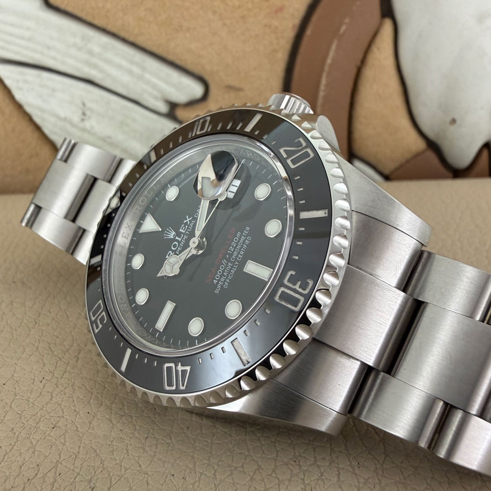 Rolex Sea-Dweller Red 50th 126600 14