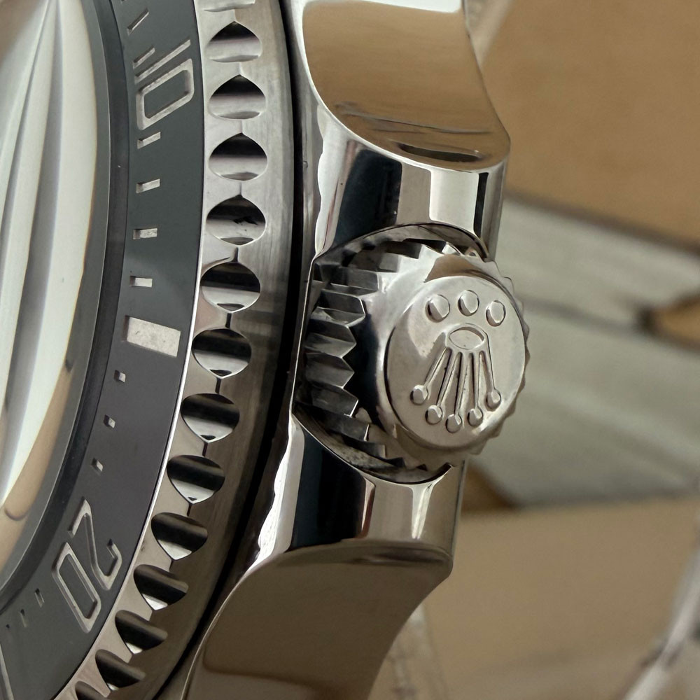 Rolex Sea-Dweller Deepsea 136660 4
