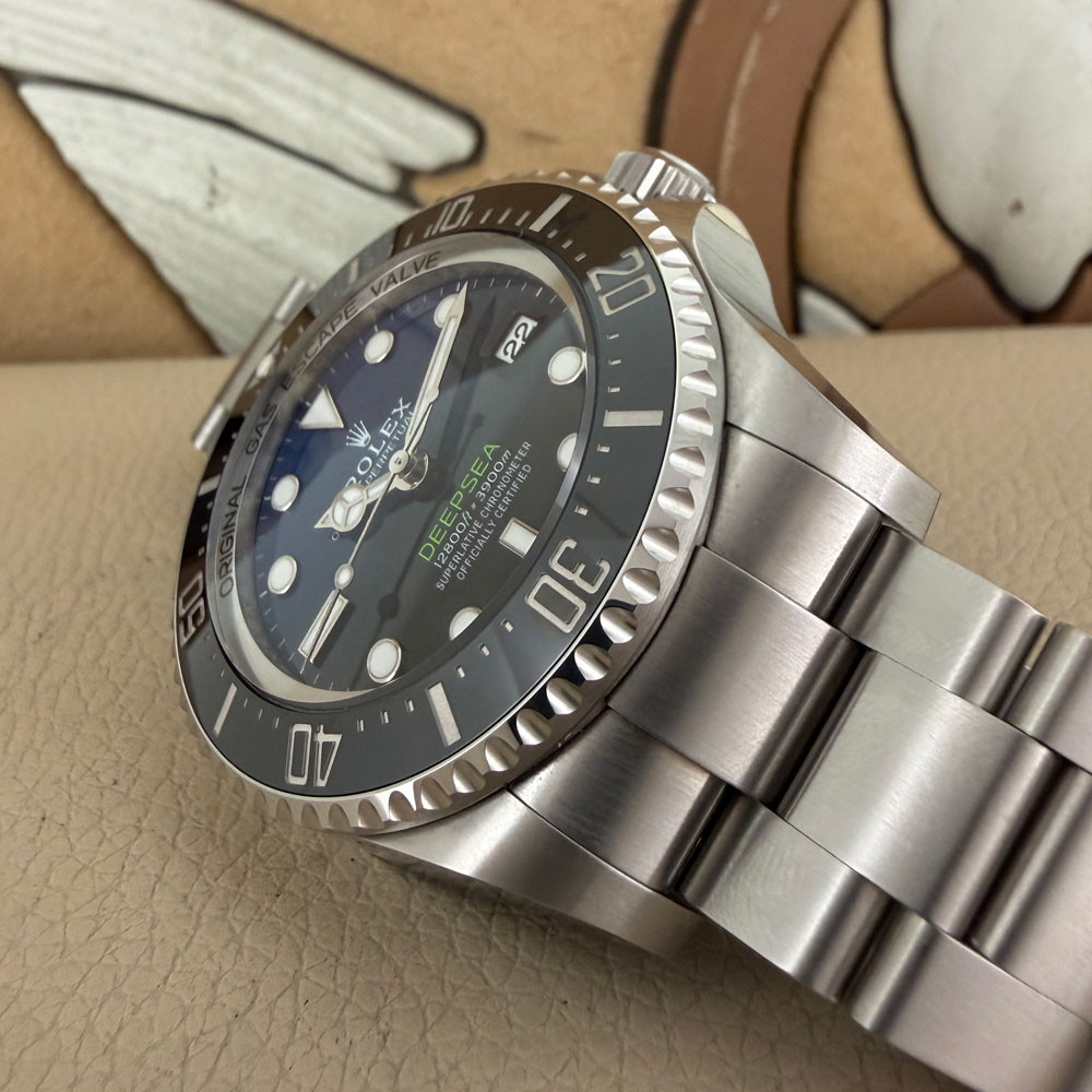 Rolex Sea-Dweller Deepsea 136660 13