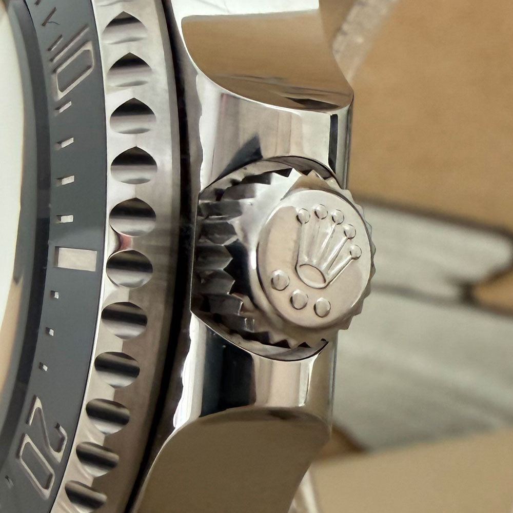 Rolex Sea-Dweller Deepsea 136660 4