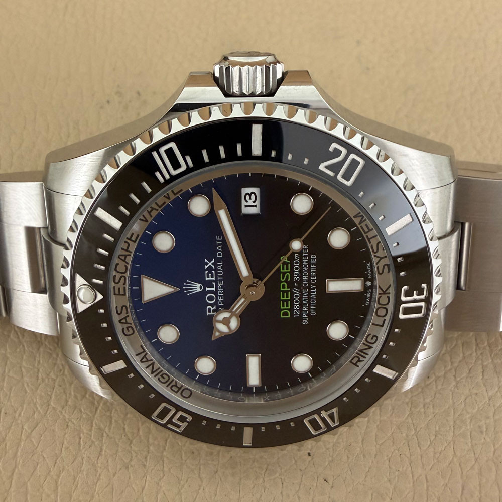 Rolex Sea-Dweller Deepsea DBlue Cameron 136660 16