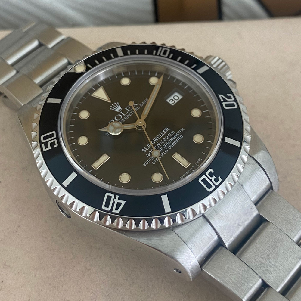 Rolex sea dweller 1990 hotsell
