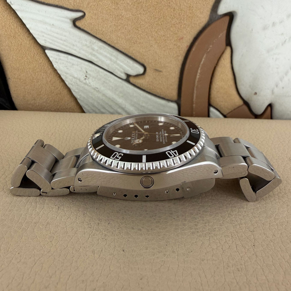 Rolex Sea-Dweller 16600 12