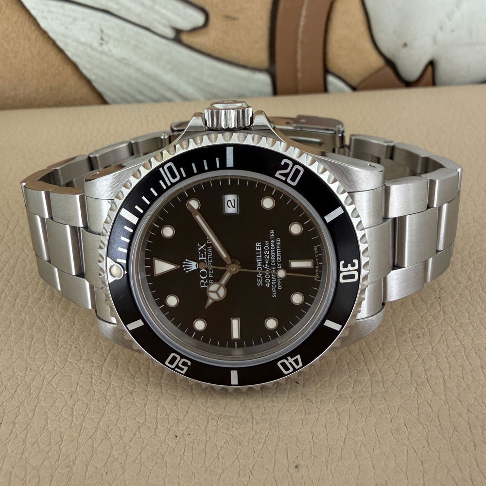 Rolex Sea-Dweller 16600 7