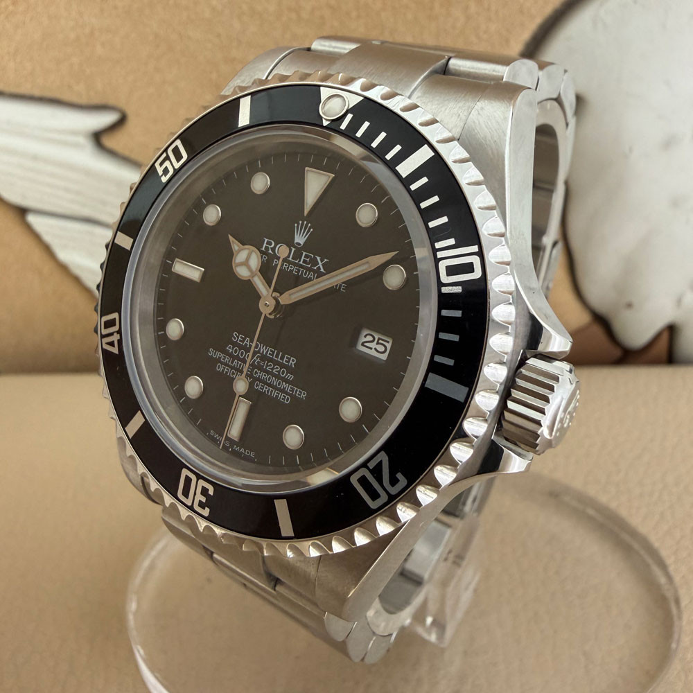Rolex Sea-Dweller 16600 2