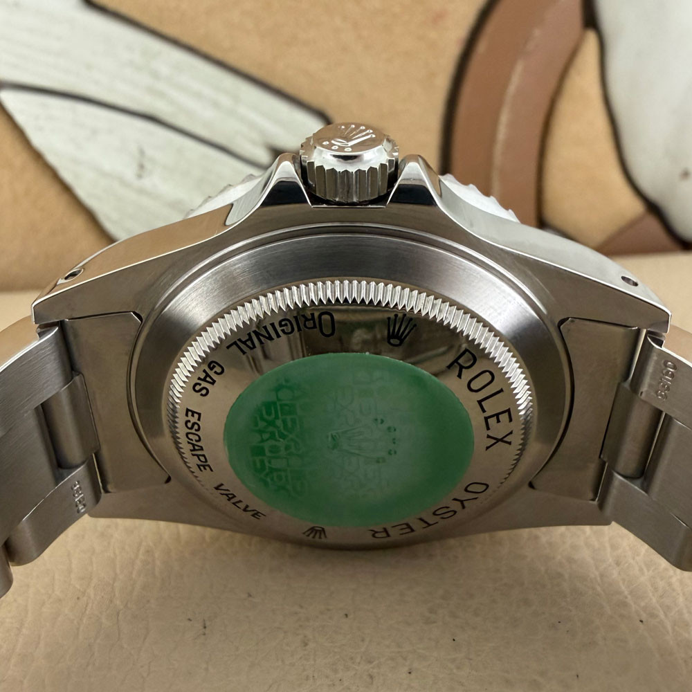 Rolex Sea-Dweller 16600 2