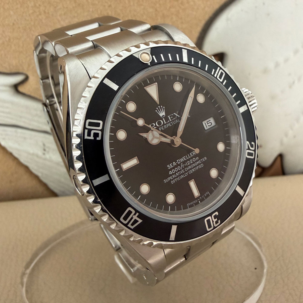 Rolex Sea-Dweller 16600 2
