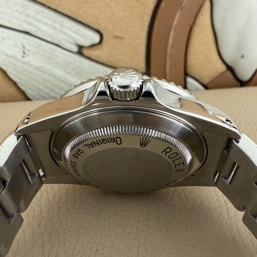 Rolex Sea-Dweller Swiss Only 16600 7