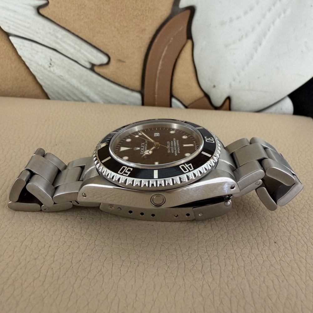 Rolex Sea-Dweller Triple Six 16660 14