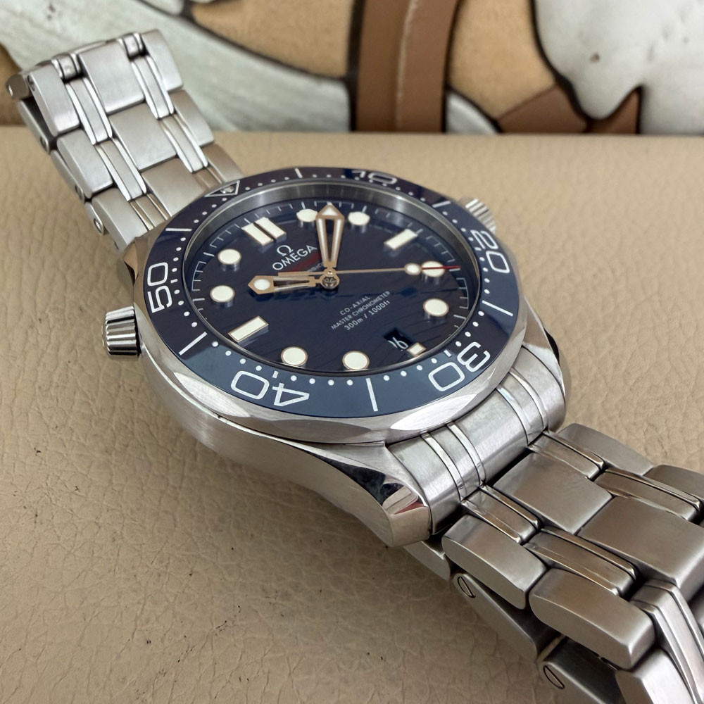 Omega Seamaster 300 Co Axial 21030422003001 12