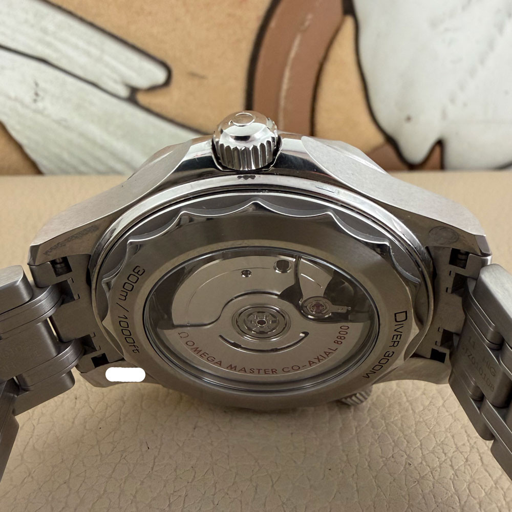 Omega Seamaster CoAxial 21030422001001 8