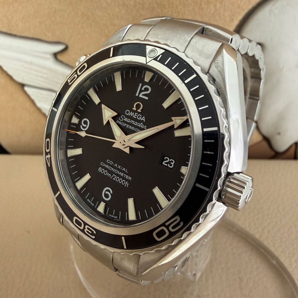 Omega Seamaster Planet Ocean CoAxial 22005000 1