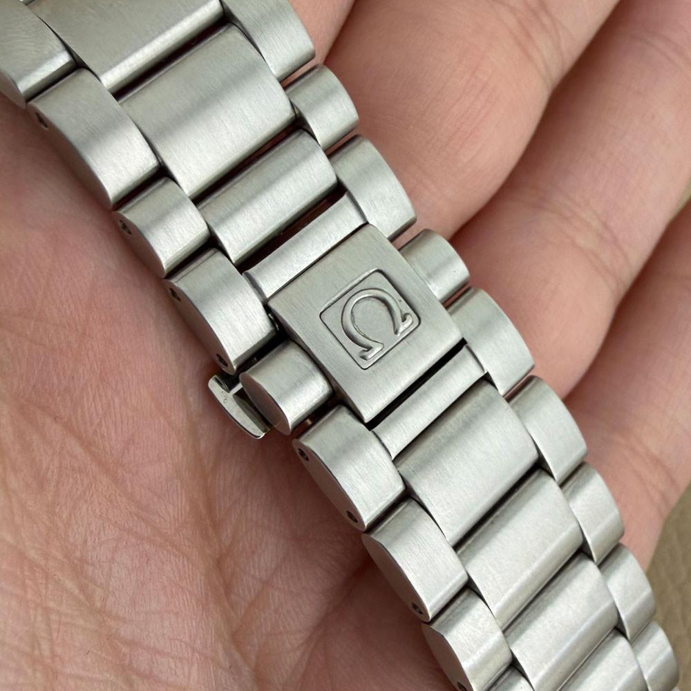 Omega Seamaster Aqua Terra 150M 25025000 8