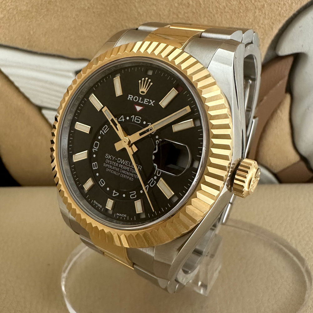 Rolex Sky-Dweller 326933 2