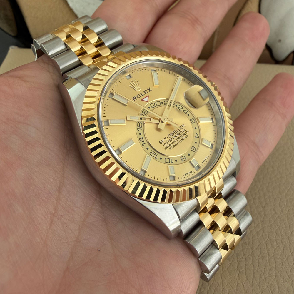 Rolex Sky-Dweller 326933 10