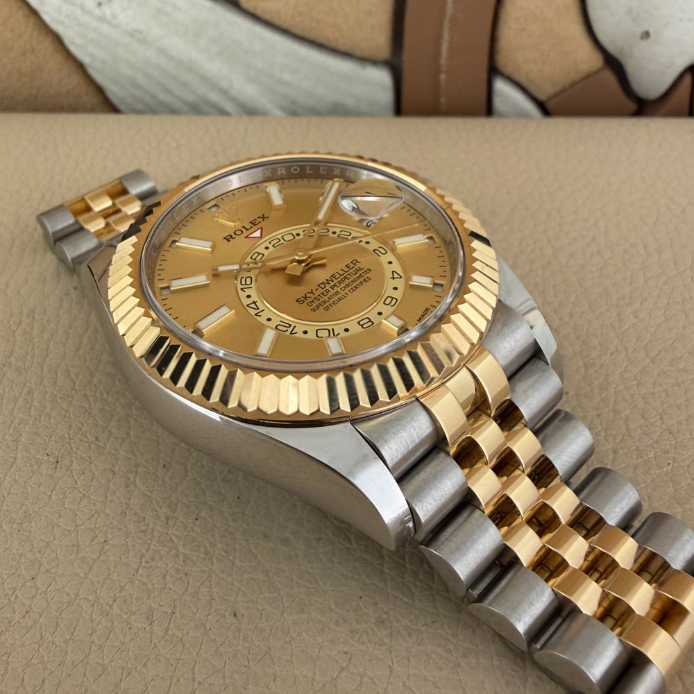 Rolex Sky-Dweller 326933 13