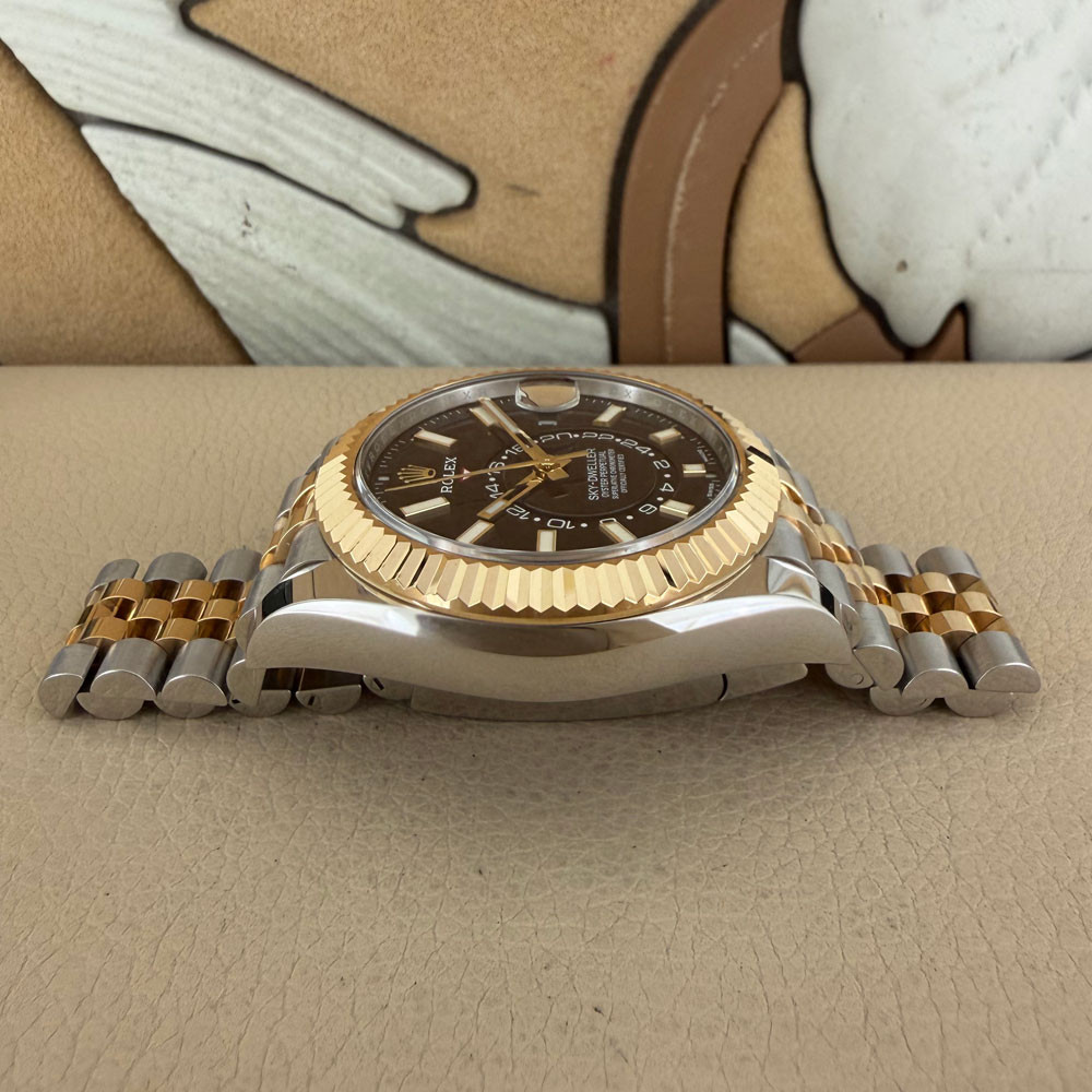 Rolex Sky-Dweller 326933 12