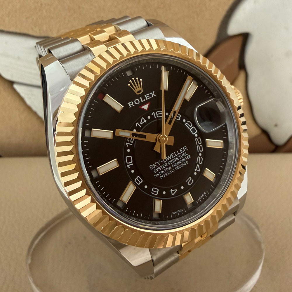 Rolex Sky-Dweller 326933 3