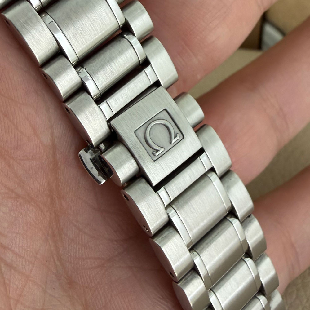 Omega Speedmaster Data 1750083 8