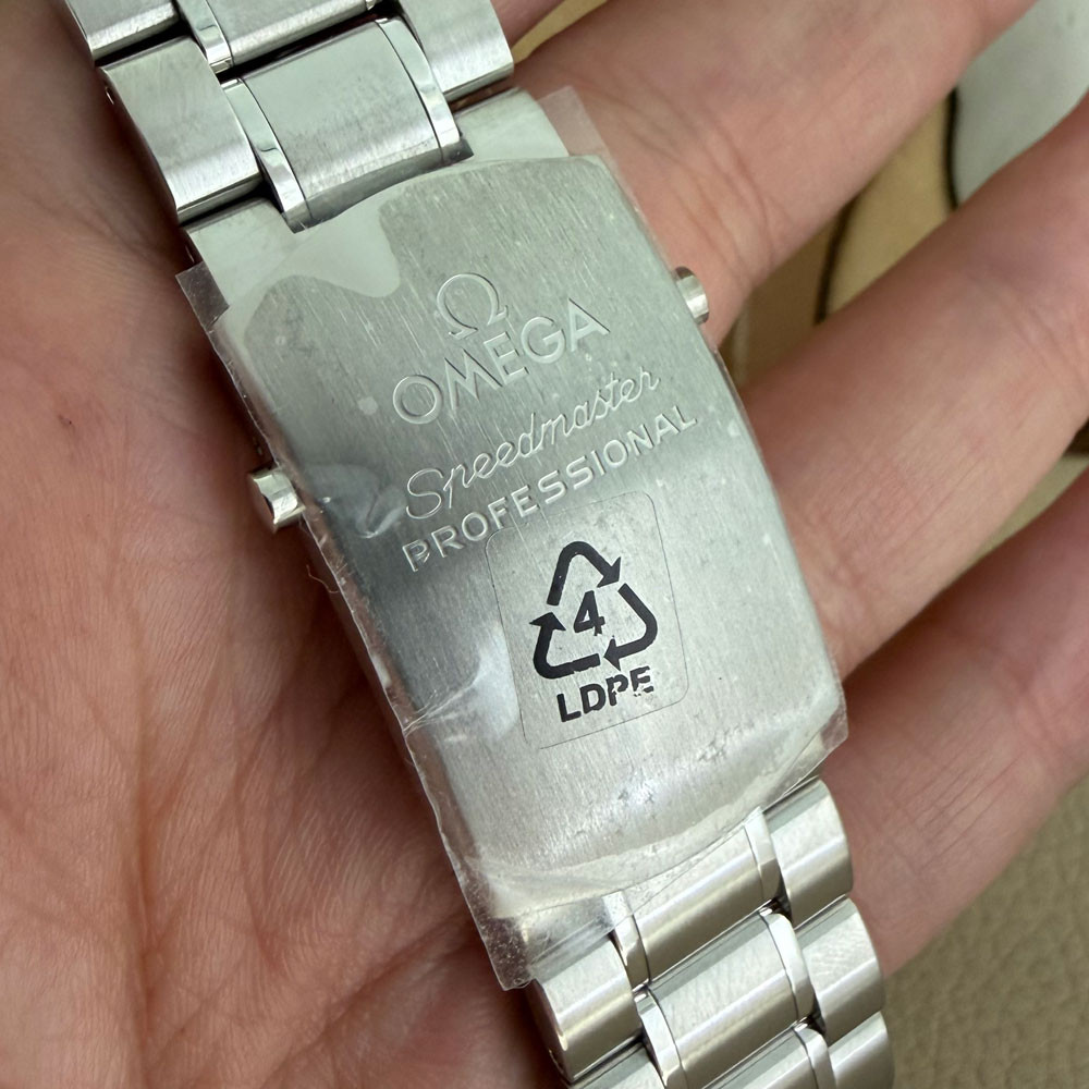 Omega Speedmaster Broad Arrow 1780022 8