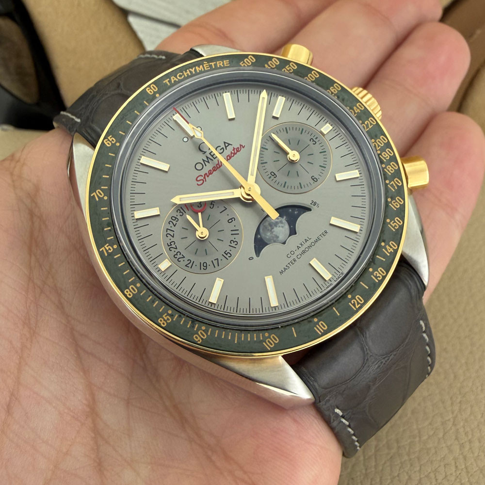 Omega Speedmaster Moonphase 30423445206001 11