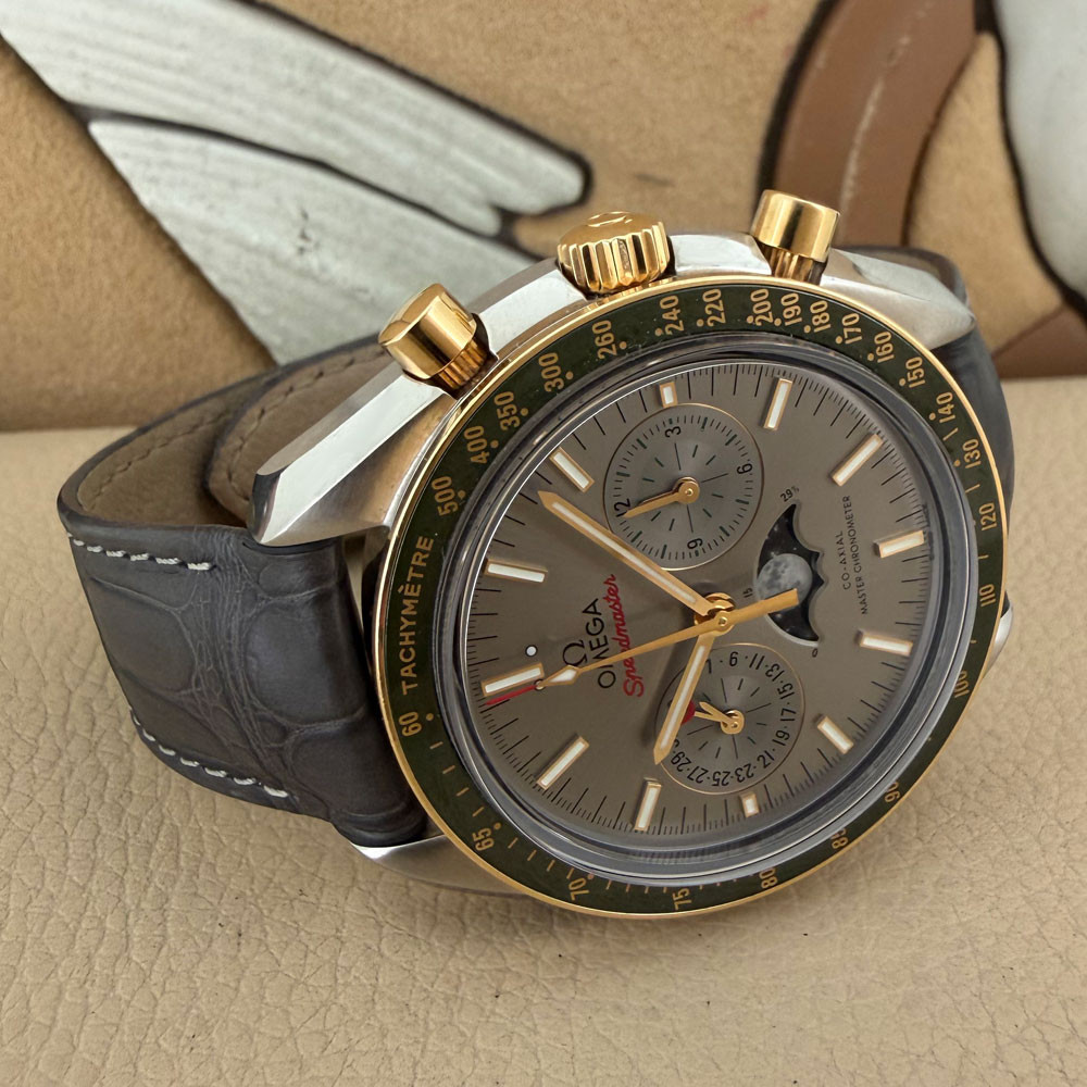 Omega Speedmaster Moonphase 30423445206001 13