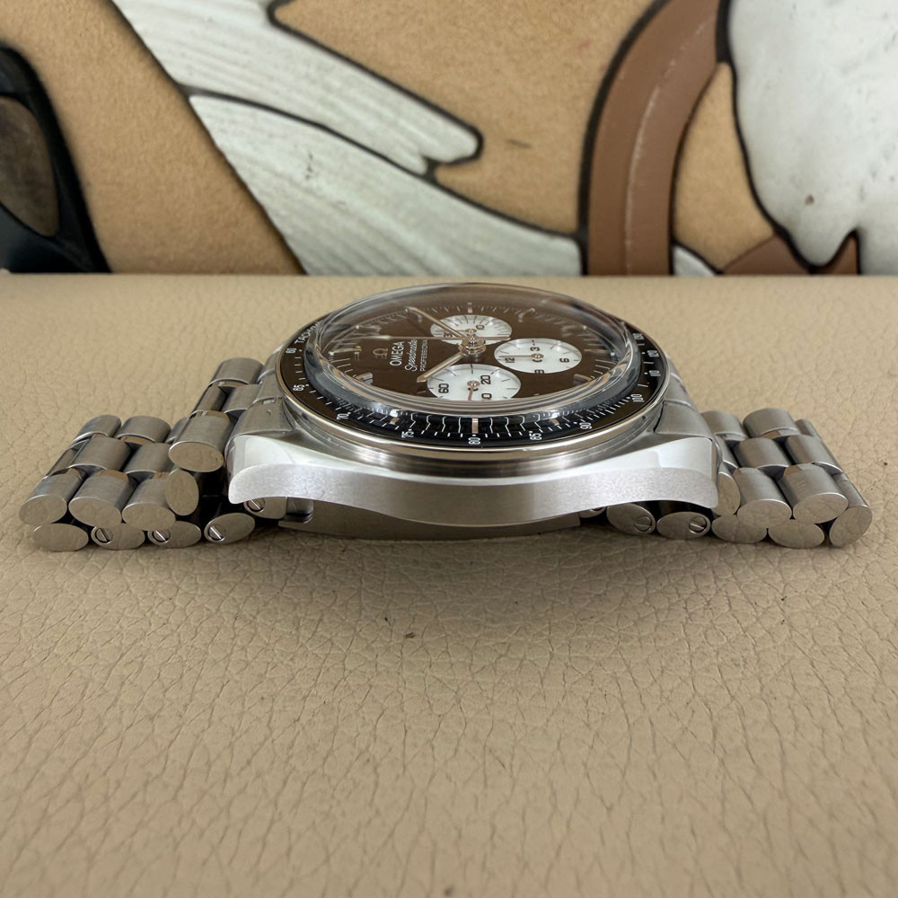 Omega Speedmaster Moonwatch Professional 31030425001004 12