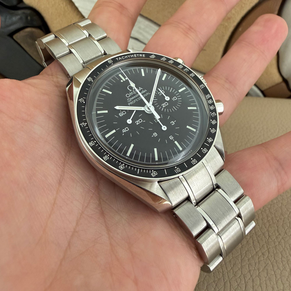 Omega Speedmaster Moonwatch Big Box NOS 31130423001005 10