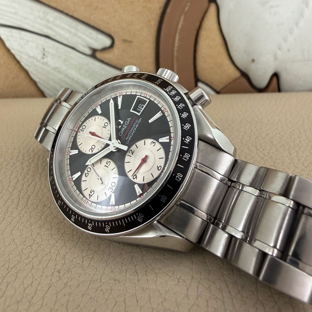 Omega Speedmaster Date 32105100 14