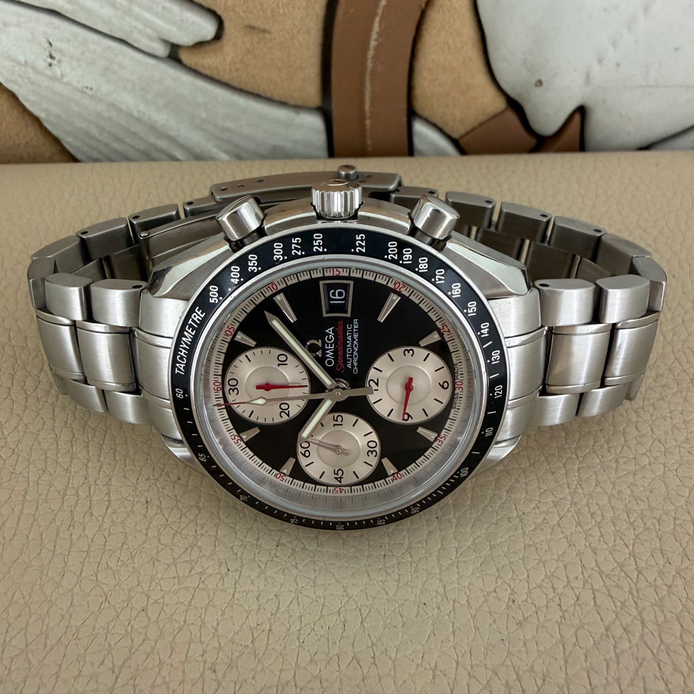 Omega Speedmaster Date 32105100 7
