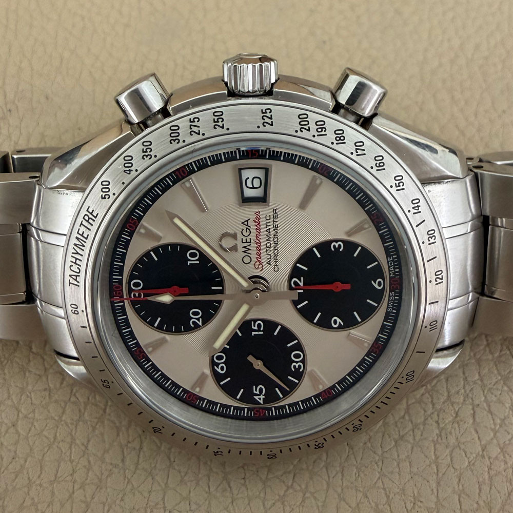 Omega Speedmaster Date 32113100 15